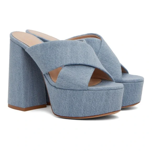 Gianvito Rossi Sheridan Mule - Picture 1 of 11